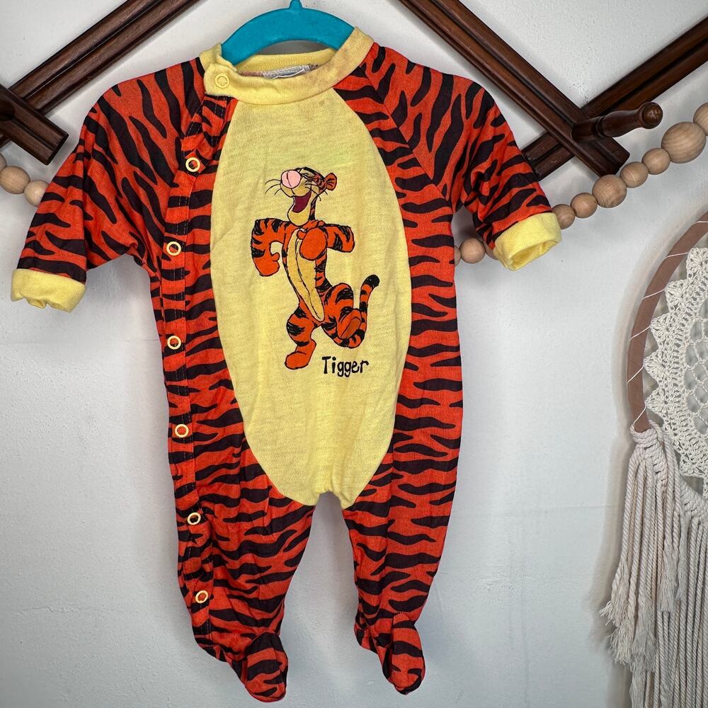 Vintage Pooh Disney Tigger One Piece S 0-11lb 0-3 M